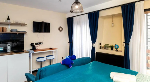 Stylish Studio Apartment with balcony, Prenota Appartamento Hotel a Mtkheta-Mtianeti con parcheggio, Parcheggio