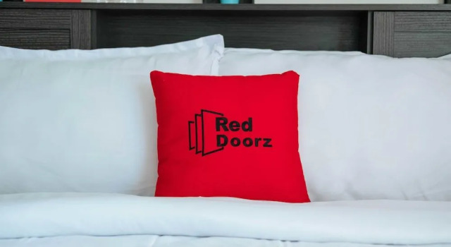 Reddoorz Premium Near Mrt North Avenue Station, Забронировать Отель Кесон-Сити 