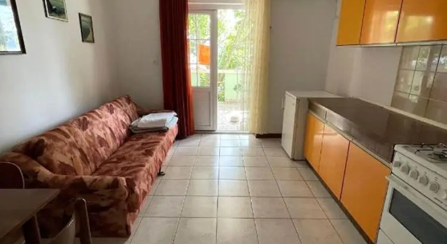 Студия Green Apartment for 3