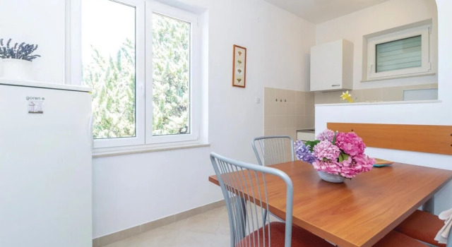 Amazing Home in Klenovica With Wifi and 3 Bedrooms, Book Hotel Hoteller i Klenovica med parkering, Parkering