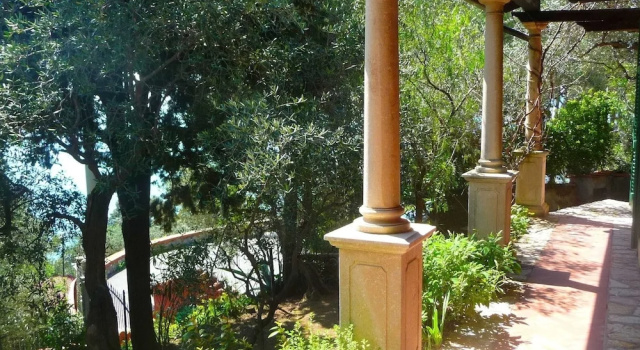 Коттедж Cozy Holiday Home in Lerici Italy with Sea Nearby