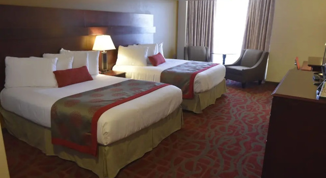 Четырёхместный номер Standard Tropical Inn - North Battleford