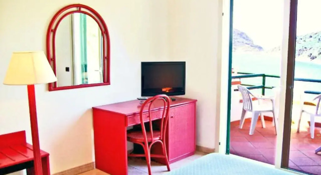 Двухместный номер Superior с видом на море Hotel Scoglio Bianco