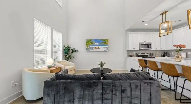 Enclave 2 Bedroom Luxury Homes, 予約 バケーションホーム ラファイエット Acadiana