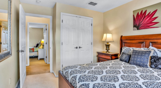 Two-story, Dog-friendly gem Near Theme Parks With Pool, Central AC & On-site gym