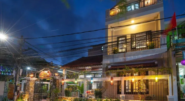 Old Lane Homestay