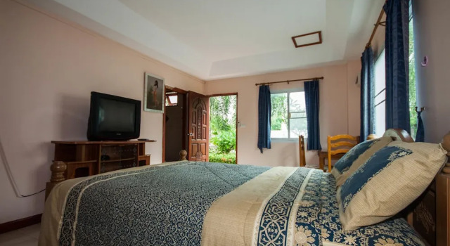 Номер Economy Narnia Resort Pattaya 2