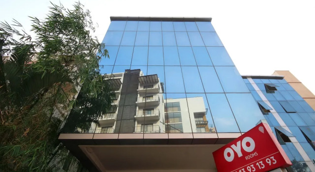 OYO 5108 The Retreat Hotel, Забронировать Отель Отели штата Карнатаки с парковкой, Парковка