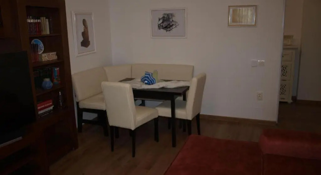 Amavera Apartment, Rezerwuj Apartament Hotele w Carpathians - Romania z parkingiem, Parking