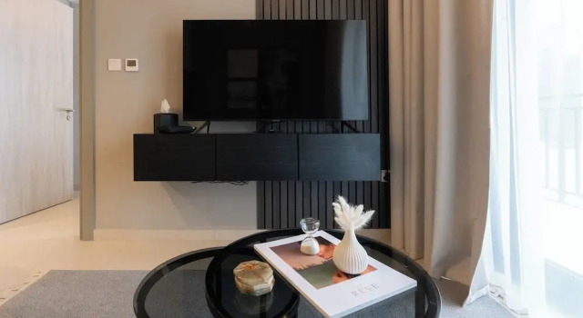 Chic 1BR Retreat in Business Bay