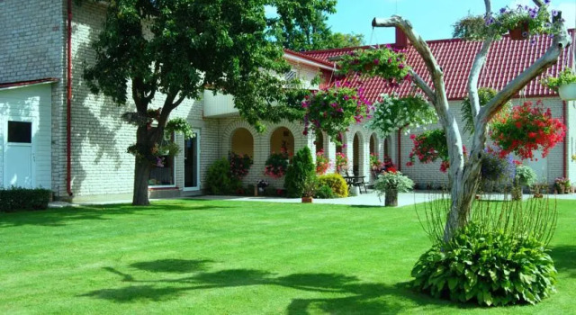 Stasio Balseviciaus Homestead, Reserva ahora Hotel Raudonė Taurage