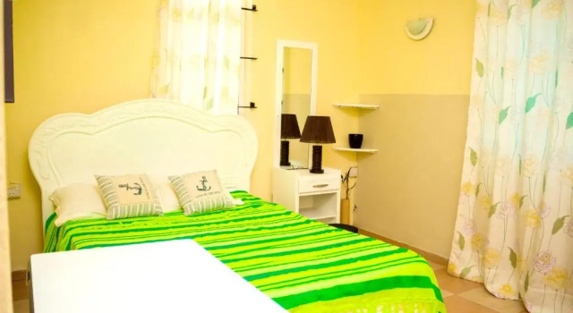 Apartment With 2 Bedrooms in Pereybere, With Pool Access, Enclosed Gar