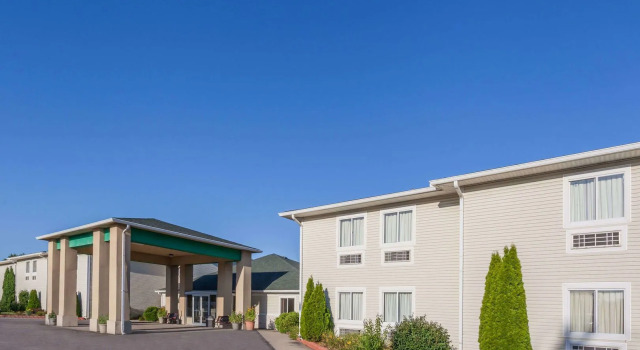 American Inn and Suites Dundee, Boek Hotel Dundee Michigan