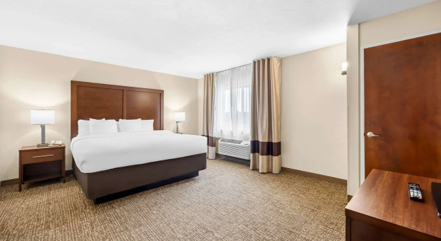 Двухместный люкс Comfort Inn & Suites Pueblo