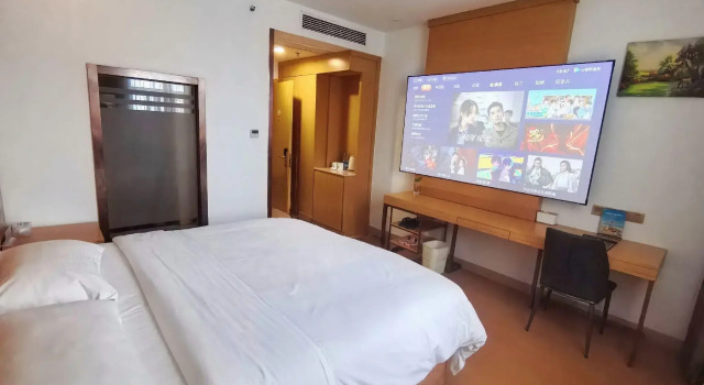 GreenTree Inn Huaibei Xiangshan District Guogou Square Hotel, Prenota Hotel Hotel a Huaibei con parcheggio, Parcheggio