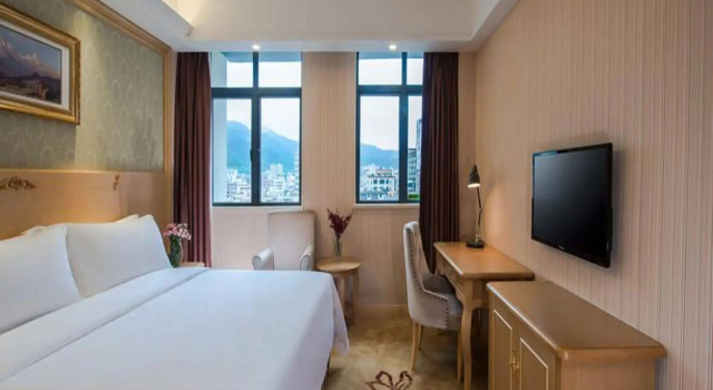 Shenzhen Vienna International Hotel(Xinzhou br), Rezerwuj Hotel Hotele w Shenzhen z parkingiem, Parking