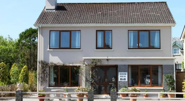Avelow House, Book Hotel Hotels in Kerry with Parking, Parking