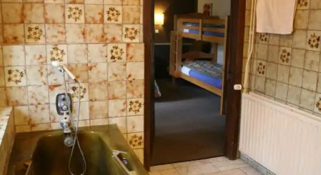 Четырёхместный номер Standard Hostellerie Hérock