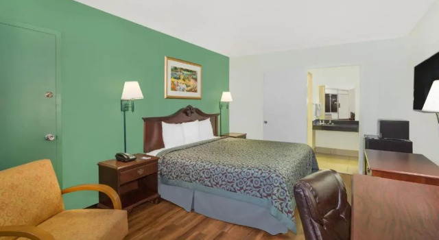 Номер Travelodge by Wyndham Fort Myers Cape Coral