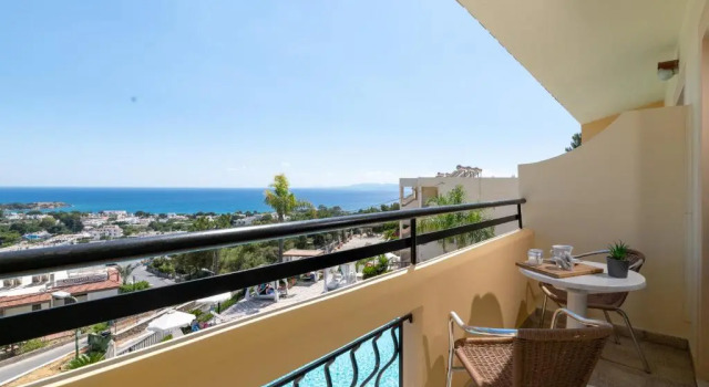 Студия с балконом Pefkos View Suites & Maisonette