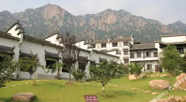 Jiuhua Mountain Lotus Peak Resort Hotel, Rezerwuj Ośrodek wypoczynkowy Jiuhua Anhui