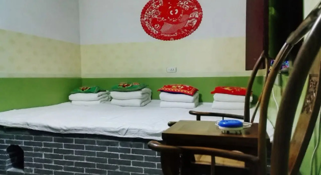 Четырёхместный номер Standard Pingyao Xinlongkui Inn