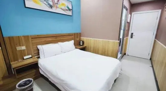 Youth Hotel (Shenqiu North Station Longding Guomao), Rezervovat Hotel Shenqiu 