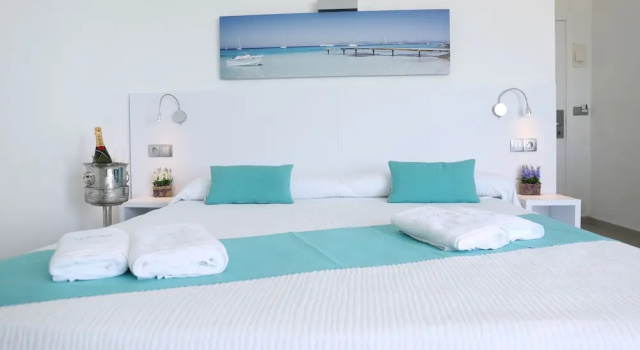 Двухместный номер Standard с видом на бассейн Hotel Maysi