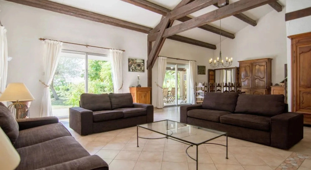 Villa in Campagnan With Pool and Vineyard Views, Rezervovat Vila Chaty v Campagnan, Chalupa