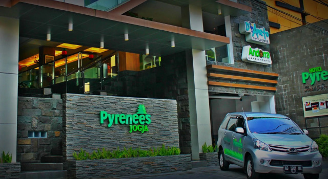Pyrenees Jogja Hotel