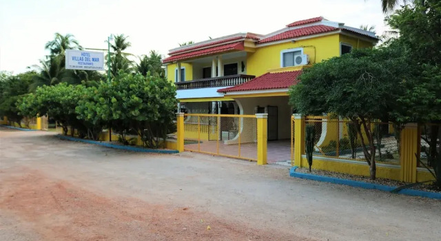 Hotel Villas del Mar