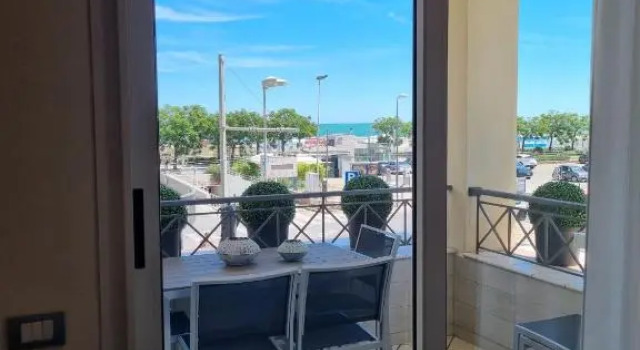 Апартаменты ATMOSPHERE 2 CENTRALE, VISTA MARE, con parcheggio