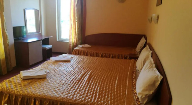 Двухместный номер Standard с балконом и с красивым видом из окна Family Hotel Mimosa