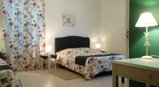 Les Malvaux - Chambre dHotes, Book Hotel Huriel Allier