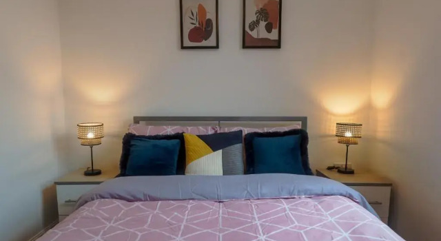 Comfort Apartments - Ideal for Contractors, Varaa Huoneisto Asunnot kohteessa Merseyside, Huoneisto