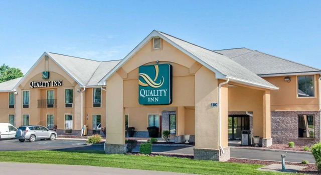 Номер Standard Quality Inn Bloomington Near University