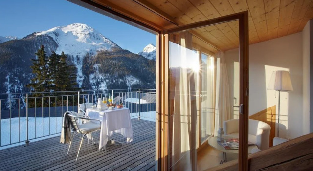 Meisser Romantica "adults only", Book Hotel Guarda Scuol