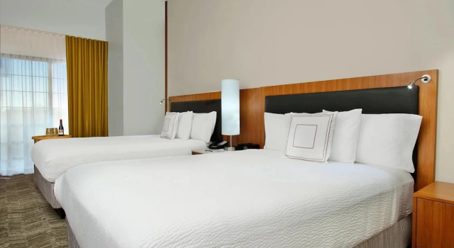 Люкс SpringHill Suites by Marriott Madera