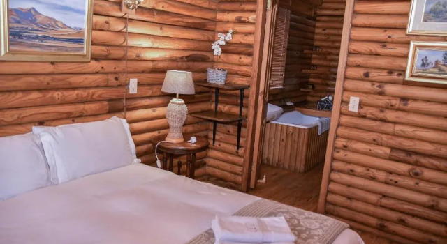 Коттедж Clarens Log Cabin