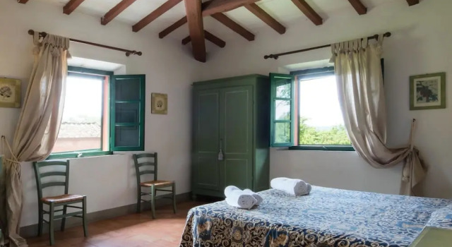 Spacious Tuscan Farmhouse, Book Hotel Hotels in Peccioli with a Pool, Swimming Pool