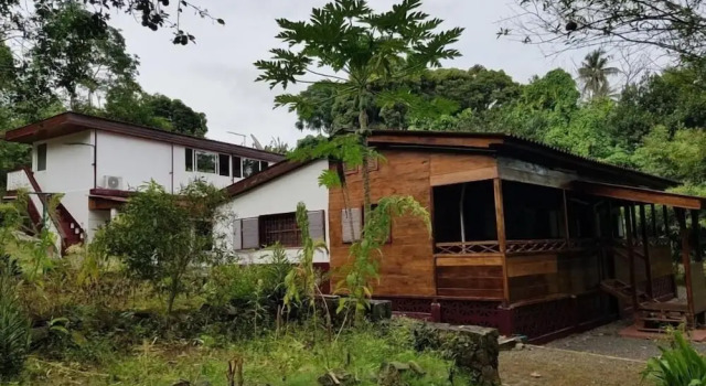 Mini-Quinta Guesthouse, Забронировать Отель Отели Острова Сан-Томе с бассейном, Бассейн