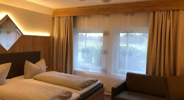 Четырёхместный номер Standard Landhaus Eden 3 Sterne Superior