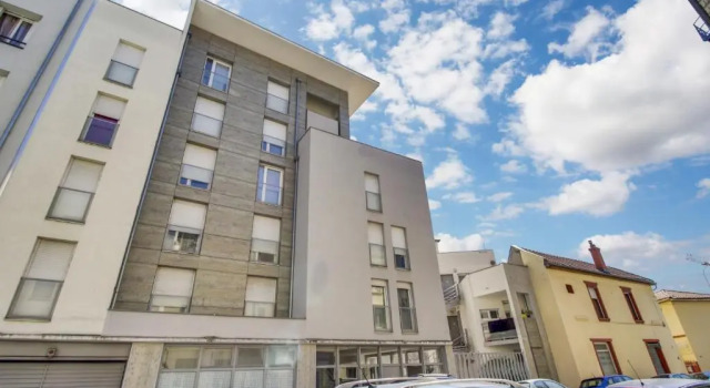 Dify Malot - Jean Mace, Rezerwuj Apartament Hotele w Rhône z parkingiem, Parking