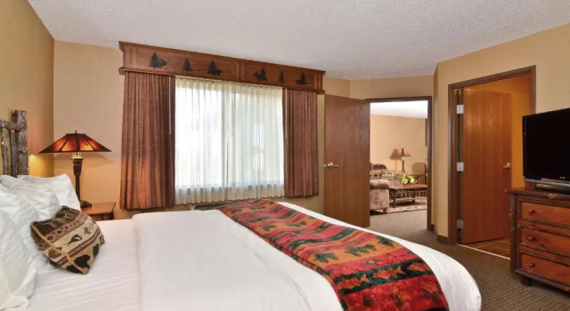Люкс Best Western Plus Kelly Inn & Suites