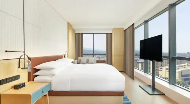 Люкс Standard Four Points by Sheraton Xuancheng, Jingxian
