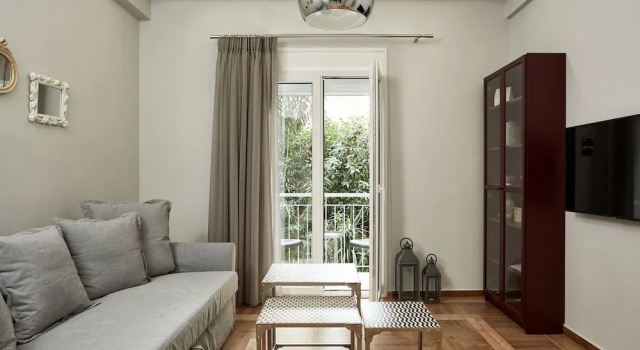 Апартаменты c 1 комнатой с балконом Charming studio apartment