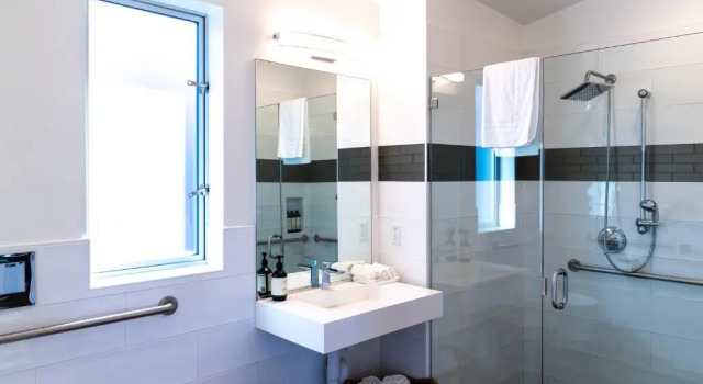 Студия с балконом Anchor Inn Pacifica