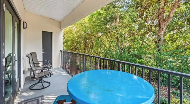 Номер Standard 2BR Near Gulf Place w/ Pool, Grill + Free Tickets: Dolphin Cruise & More!