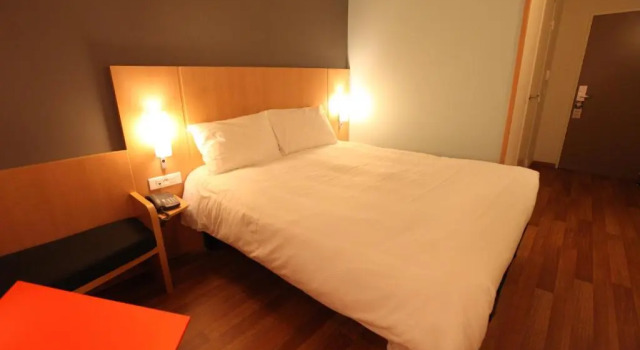 Двухместный номер Standard ibis Aurillac