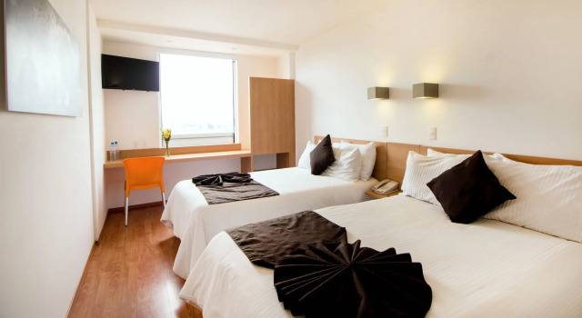 Mision Express Salamanca, Prenota Hotel Hotel a El Bajio con parcheggio, Parcheggio